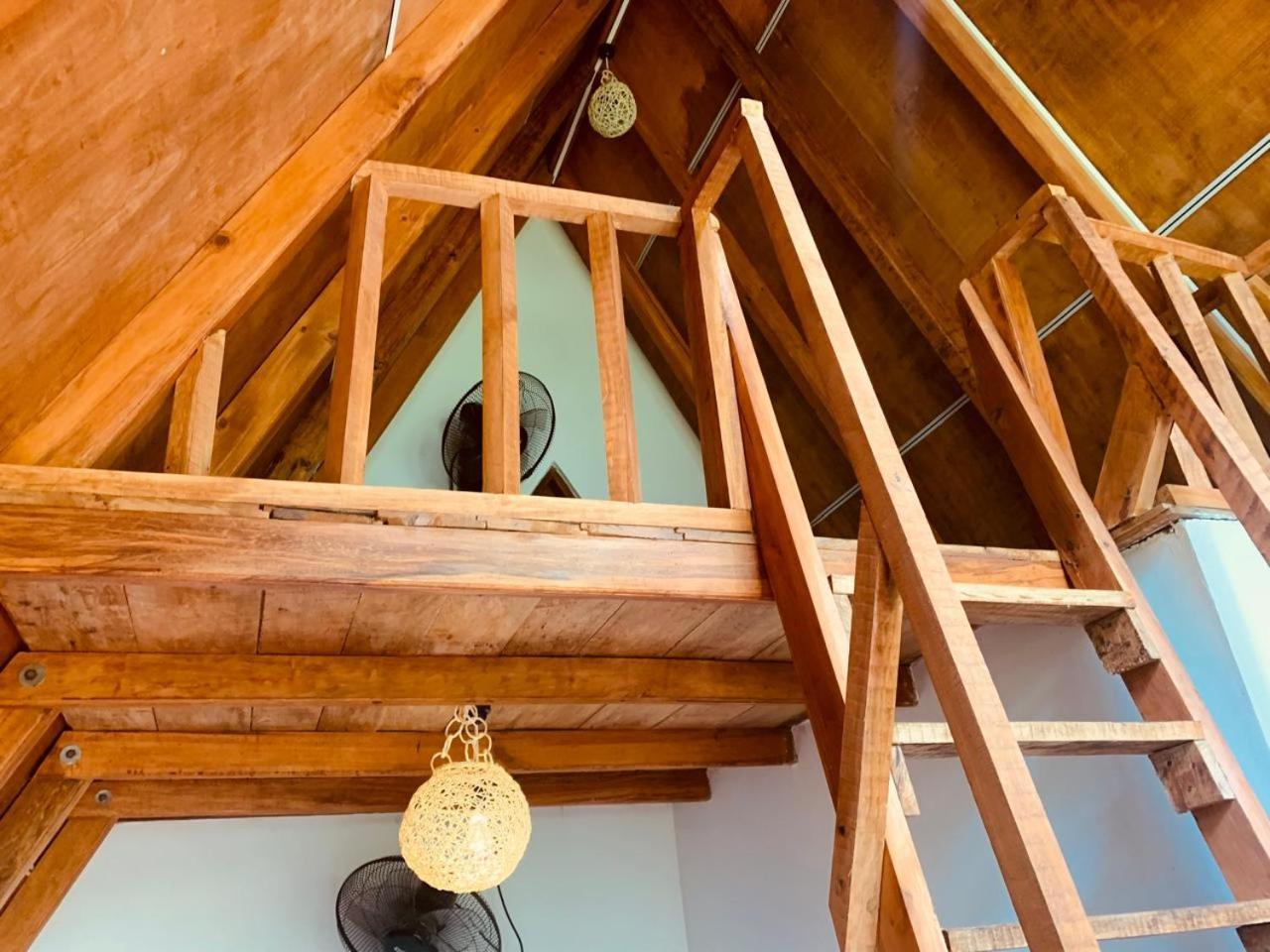 Apartamento Angry Birds Tree House Habarana Exterior foto