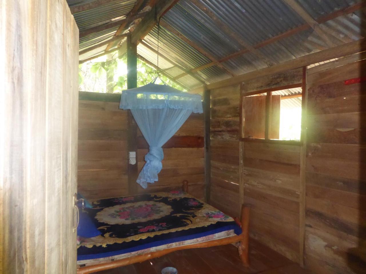 Apartamento Angry Birds Tree House Habarana Exterior foto